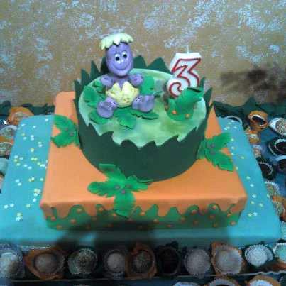 Bolo cenográfico Dinossauros